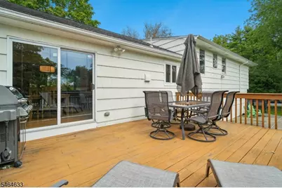 91 Ridge Dr, Livingston, NJ 07039 - Photo 28