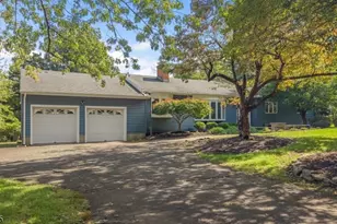 25 Starview Dr, Hillsborough Township, NJ 08844 - Photo 2
