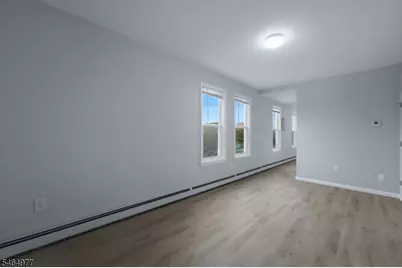 21 Franklin Ave #2L, Harrison, NJ 07029 - Photo 6