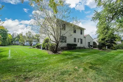 2 Rochambeau Rd, Pequannock Township, NJ 07444 - Photo 32
