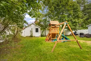 124 Jefferson St, Wanaque, NJ 07420 - Photo 22