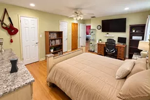 115 Crampton Ave, Woodbridge Township, NJ 07095 - Photo 8