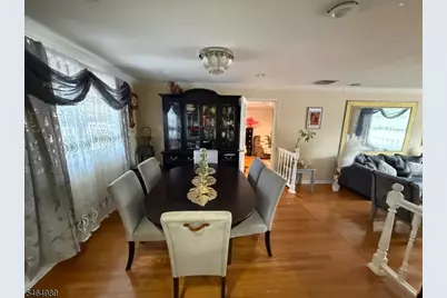 115 Crampton Ave, Woodbridge Township, NJ 07095 - Photo 8