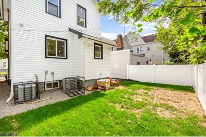 57 Glenwood Ave, Orange, NJ 07050 - Photo 24
