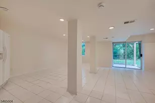 99 Castle Pointe Blvd, Piscataway Township, NJ 08854 - Photo 32