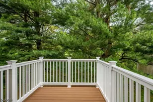 99 Castle Pointe Blvd, Piscataway Township, NJ 08854 - Photo 10