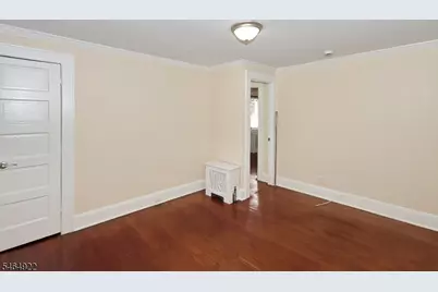 290 Essex St #1, Millburn, NJ 07041 - Photo 14