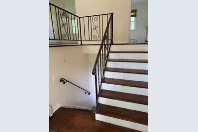 7 Valley View Rd, Chester, NJ 07930 - Photo 2