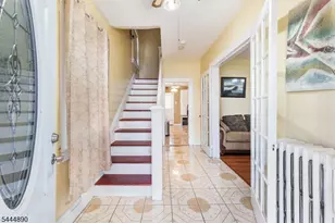 312 E 1st Ave, Roselle, NJ 07203 - Photo 2
