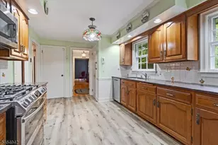 84 Fox Hollow Rd, Sparta Township, NJ 07871 - Photo 10