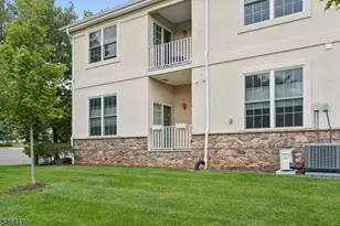 17 Lara Pl, Warren Township, NJ 07059 - Photo 24