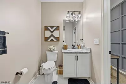 84 Aspen Dr, Cedar Grove, NJ 07009 - Photo 14