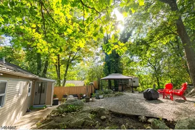 36 Stevens Trl, Hopatcong, NJ 07843 - Photo 4