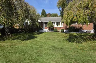 95 Eyland Ave, Roxbury Township, NJ 07876 - Photo 2