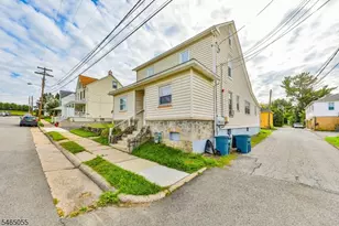 444 James St, Phillipsburg, NJ 08865 - Photo 2