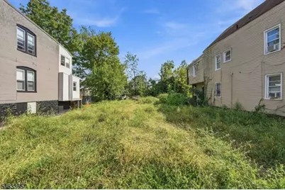 186 Hickory St, Orange, NJ 07050 - Photo 4