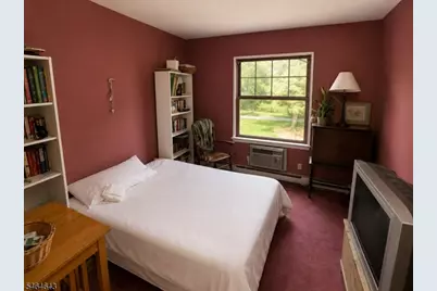 56 Cain Ct, Bridgewater, NJ 08807 - Photo 4