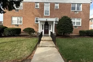 565 Grove St E-, Clifton, NJ 07013 - Photo 1