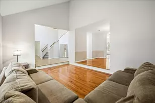 30 Carriage House Rd, Sparta Township, NJ 07871 - Photo 4