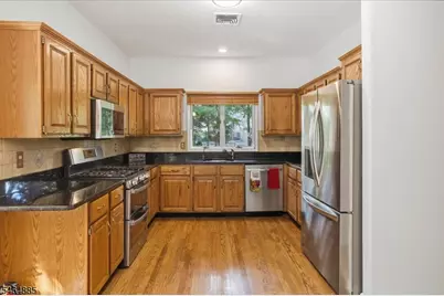 30 Carriage House Rd, Sparta Township, NJ 07871 - Photo 8