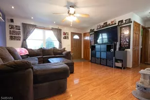 3 6th Ave, Wanaque, NJ 07420 - Photo 14