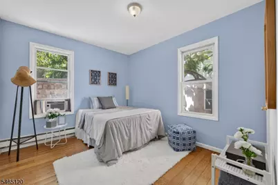 17 Wolcott Ter, Newark, NJ 07112 - Photo 8
