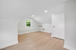 20 Undercliff Rd, Millburn, NJ 07041 - Photo 22