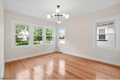 20 Undercliff Rd, Millburn, NJ 07041 - Photo 8