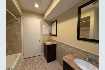 112 Lowell Ct, West Windsor Township, NJ 08540 - Photo 12