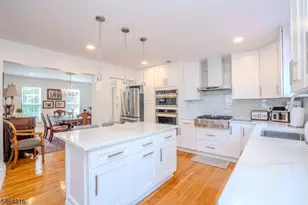 6 Fountain Dr, Franklin Township, NJ 08873 - Photo 20