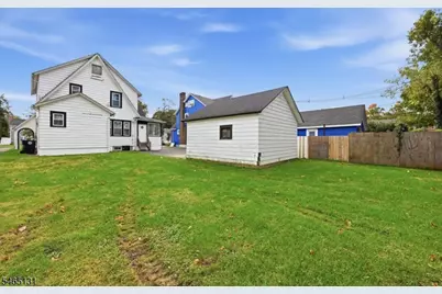 1074 Rose St, Plainfield, NJ 07060 - Photo 28