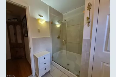 1261A Valley Rd, Wayne, NJ 07470 - Photo 14