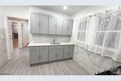 130 Overlook Ave, Belleville, NJ 07109 - Photo 8