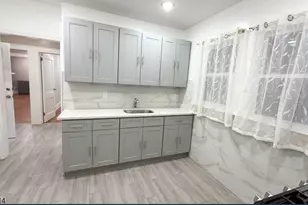 130 Overlook Ave, Belleville, NJ 07109 - Photo 8