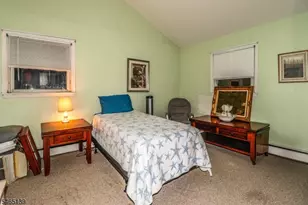 97 Sterling Dr, Woodbridge Township, NJ 07067 - Photo 22