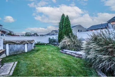 97 Sterling Dr, Woodbridge Township, NJ 07067 - Photo 30