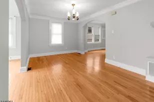 521 E Blancke St, Linden, NJ 07036 - Photo 6