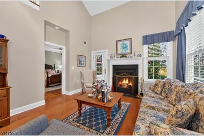 87 Saratoga Ct, Franklin Township, NJ 08873 - Photo 8