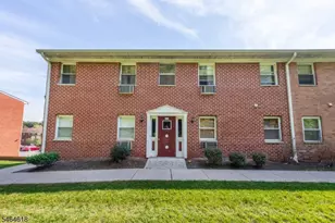 100 Pierson Miller Dr D, Pompton Lakes, NJ 07442 - Photo 2