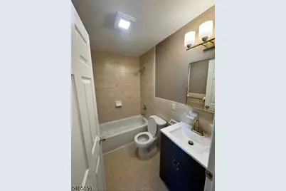 80 Randolph Ave, Jersey City, NJ 07305 - Photo 6