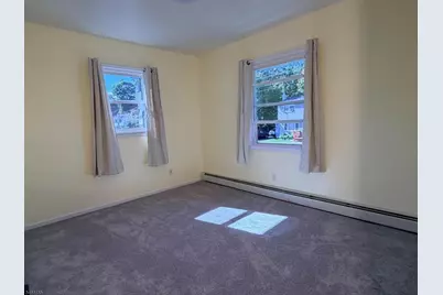 21 Tobyhanna Trl, Hopatcong, NJ 07843 - Photo 10