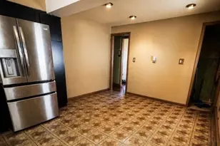 576 Uncas Ave, Roselle, NJ 07203 - Photo 4