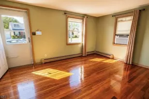 576 Uncas Ave, Roselle, NJ 07203 - Photo 2