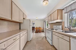 66 Bunnvale Rd, Lebanon Township, NJ 07830 - Photo 6