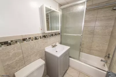 169 Woodside Ave, Newark, NJ 07104 - Photo 16