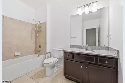 1424 Hudson Cir, Highland Park, NJ 08904 - Photo 22