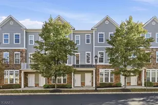 1424 Hudson Cir, Highland Park, NJ 08904 - Photo 2