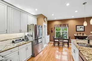 16 Langdale Rd, Wayne Twp., NJ 07470 - Photo 12