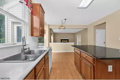 7 Stark Ct, Raritan Township, NJ 08551 - Photo 12