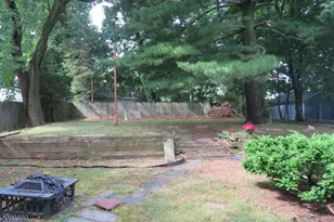 414 Berwick St, Orange, NJ 07050 - Photo 2